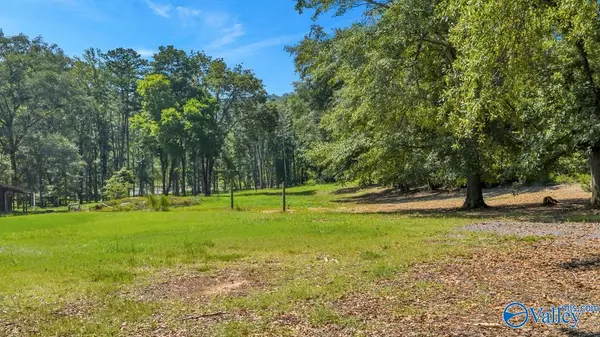 Scottsboro, AL 35769,321 Carlton Road