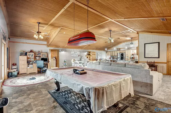 Town Creek, AL 35672,5640 County Road 108