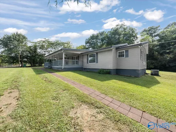 Cullman, AL 35055,804 County Road 709