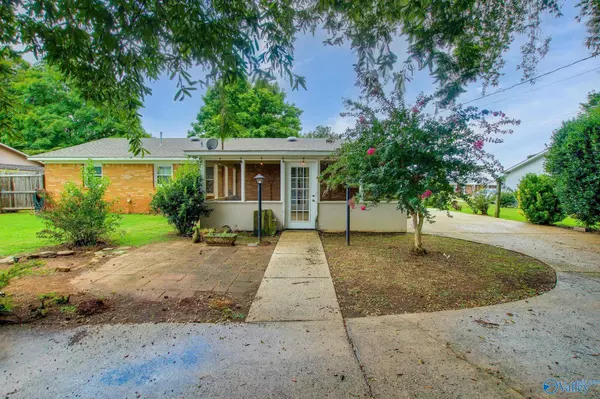 Courtland, AL 35618,48 Tana Avenue