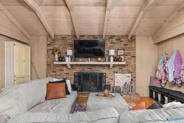 Tuscumbia, AL 35674,4885 Elledge Lane