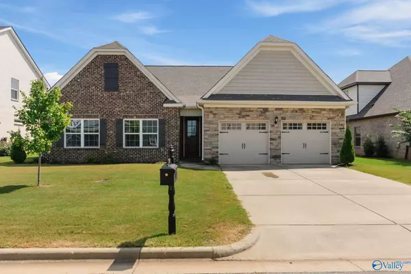 24389 Beacon Circle, Athens, AL 35613
