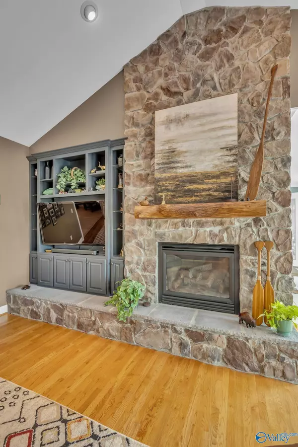 Arley, AL 35541,61 Madison Avenue