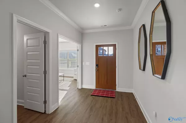 Huntsville, AL 35803,THE SHELBURNE Vermilion Circle