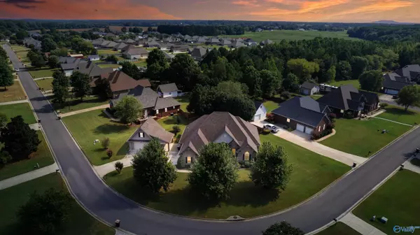 23820 Chadwick Drive, Athens, AL 35613