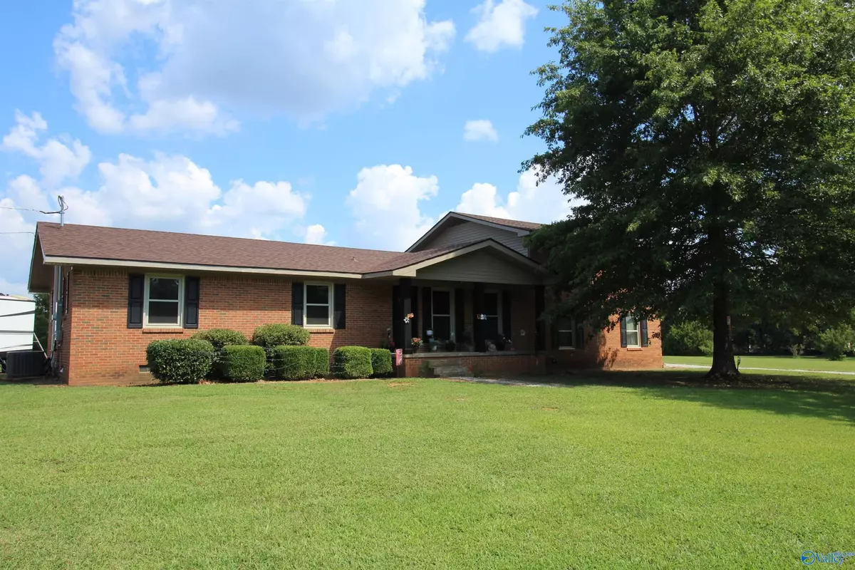 Toney, AL 35773,3549 Jeff Road