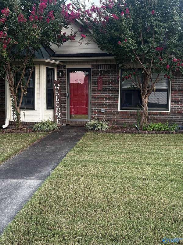 337 Autumn Lane SW, Decatur, AL 35601