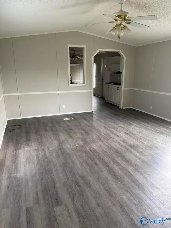 Town Creek, AL 35672,194 County Road 449