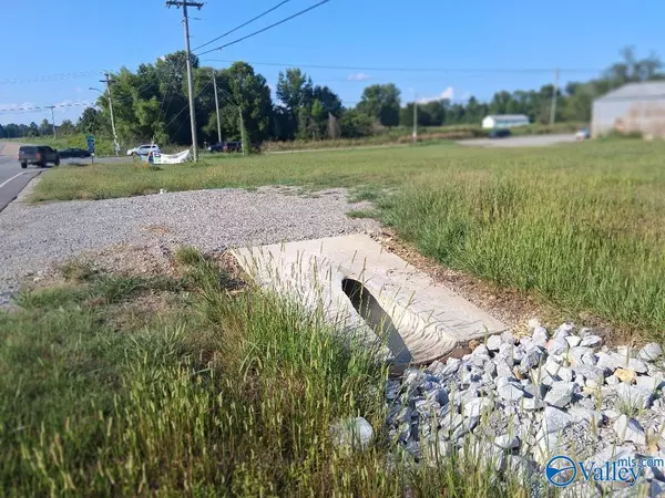 Elkmont, AL 35620,18036 Upper Fort Hampton Road