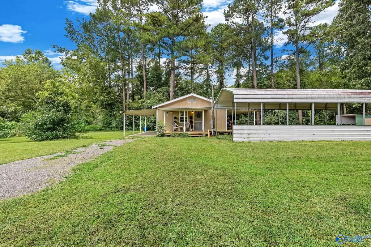 Scottsboro, AL 35769,67 Holiday Shores Road