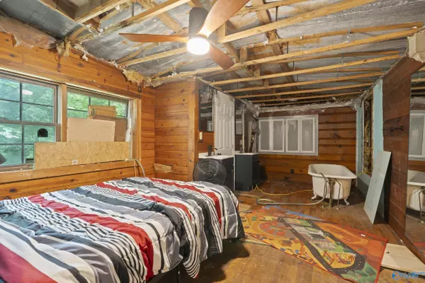 New Hope, AL 35760,112 Shin Point Road