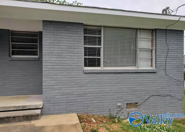 Huntsville, AL 35801,905 Stevens Court NE