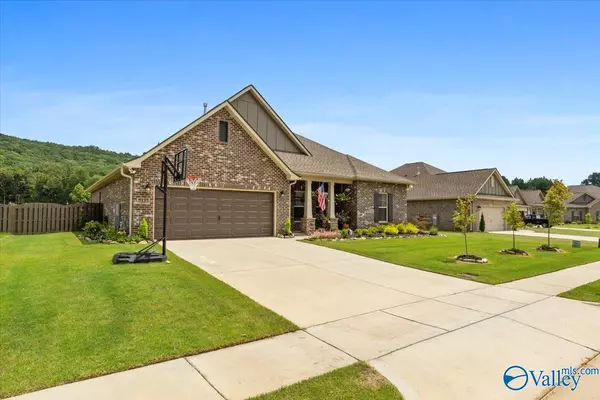 Gurley, AL 35748,7137 Hickory Cove Way