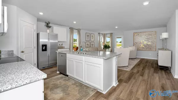 Owens Cross Roads, AL 35763,9947 Sequoyah Cove Drive SE