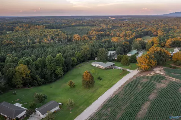 Hokes Bluff, AL 35903,495 Bluebird Lane