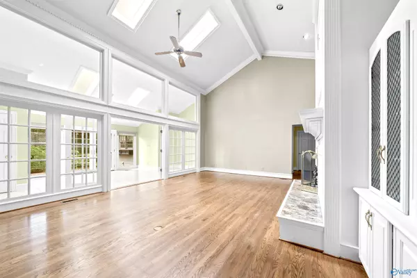 Huntsville, AL 35801,312 White Circle