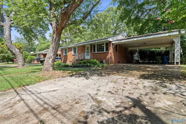 506 Greenacres Drive NW, Huntsville, AL 35805