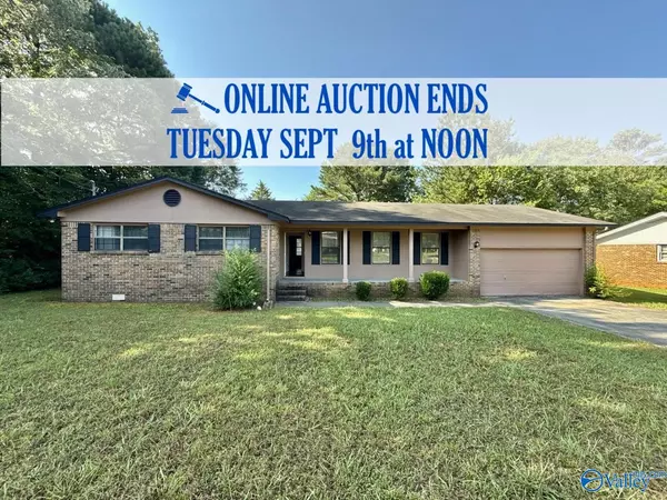 3011 Deerfield Drive,  Huntsville,  AL 35810