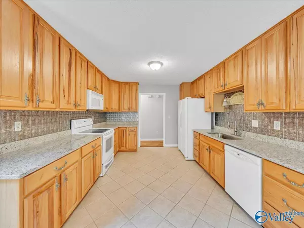 Madison, AL 35757,1319 Old Railroad Bed Road