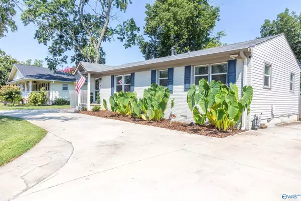 Huntsville, AL 35811,1319 Oakwood Avenue