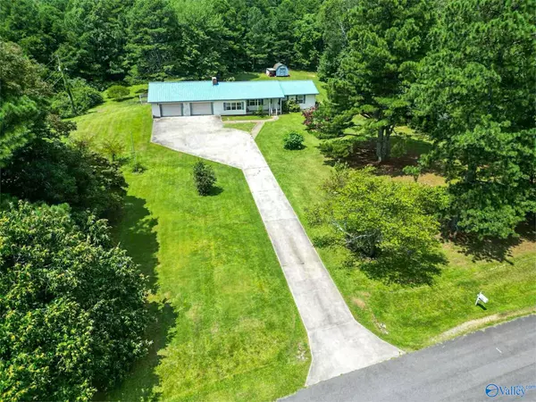 Ft Payne, AL 35967,620 E Lookout Terrace E