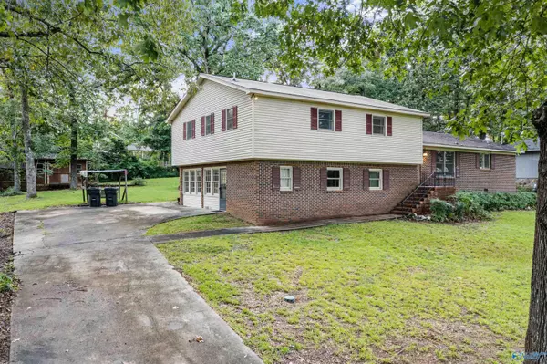 Southside, AL 35907,5068 E Meadow Circle