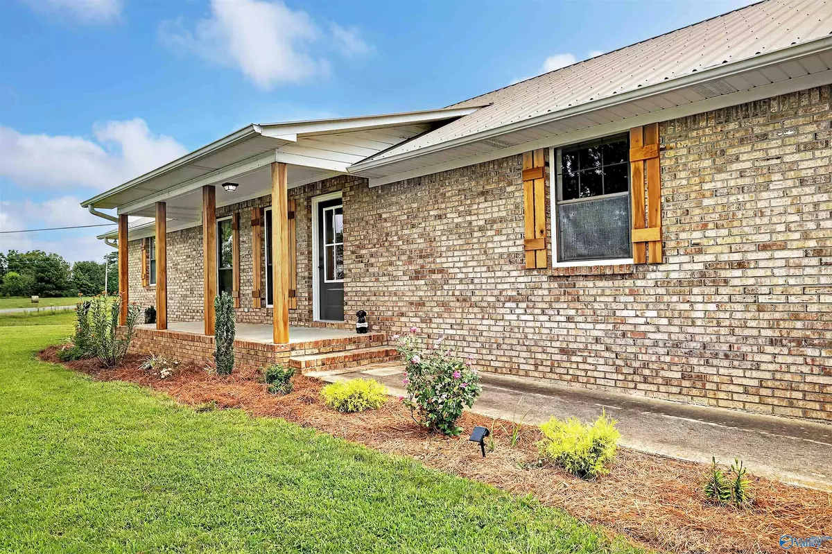 Boaz, AL 35956,6016 Sardis Road