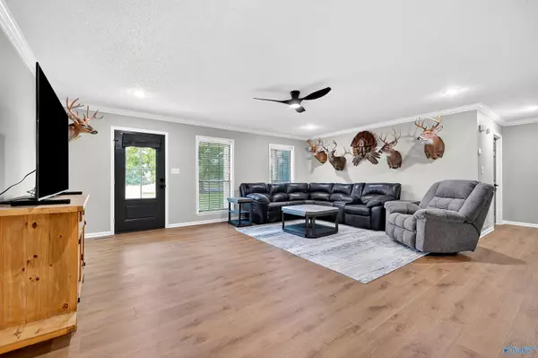 Boaz, AL 35956,6016 Sardis Road