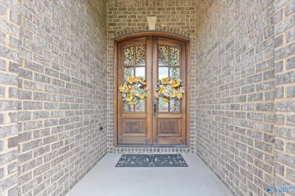 Athens, AL 35613,14934 Maiden Court