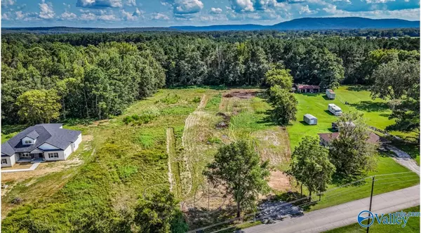 Owens Cross Roads, AL 35763,388 Wilson Mann Road