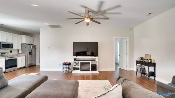 Scottsboro, AL 35768,45 Lily Parker Road