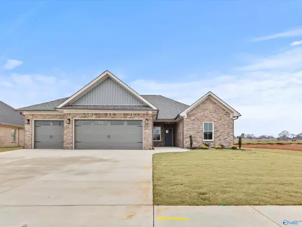 Meridianville, AL 35759,141 Old Forest Road