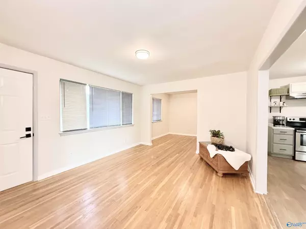 Huntsville, AL 35810,2501 Greenhill Drive NW