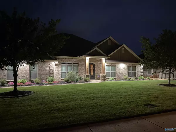 Huntsville, AL 35824,15 Walnut Cove Boulevard