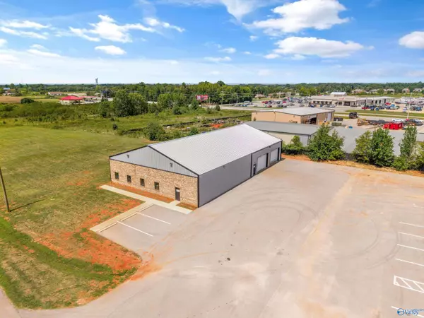 25827 Walter Lee Drive, Athens, AL 35613