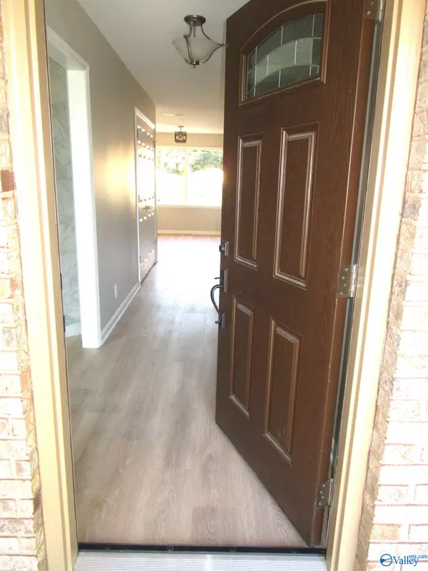 Huntsville, AL 35806,6612 Willow Springs Blvd