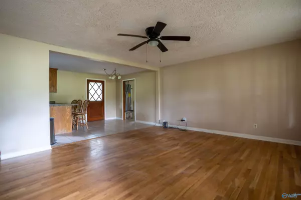 Rainsville, AL 35986,620 County Road 273