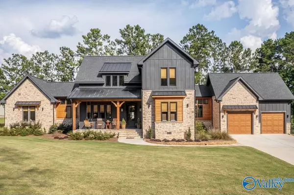 1634 Church Circle, Gadsden, AL 35901