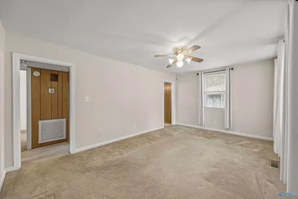 Huntsville, AL 35801,2018 Polk Drive