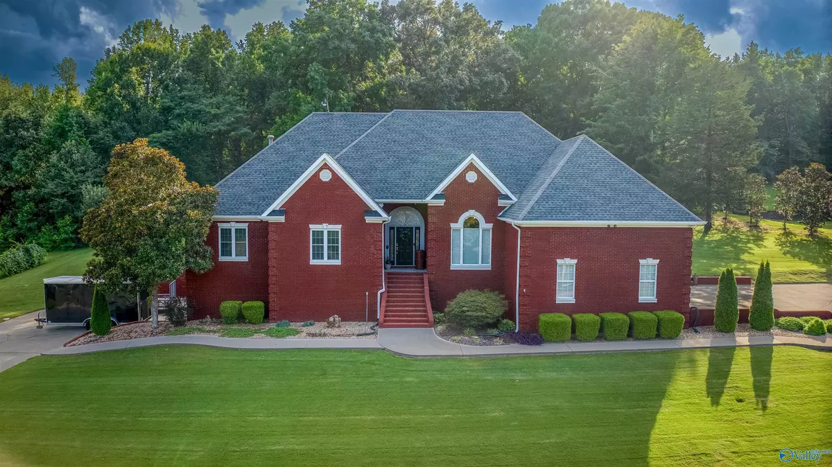 Killen, AL 35645,430 Heron Cove Road