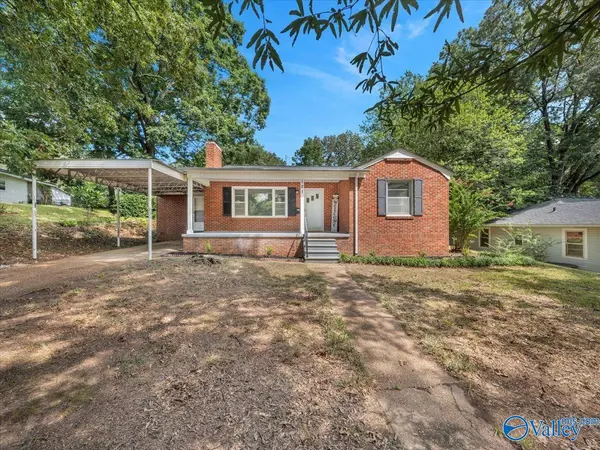 121 E Duncan Avenue E, Florence, AL 35630