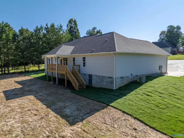 Hokes Bluff, AL 35903,2515 Cedar Ridge Circle