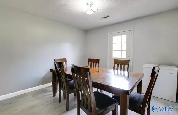 Falkville, AL 35622,3850 Huckaby Bridge Road