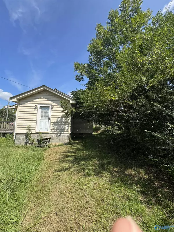 Altoona, AL 35952,7130 7th Avenue