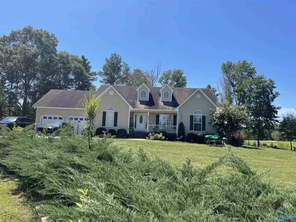 258 Old Glory Lane, Albertville, AL 35950