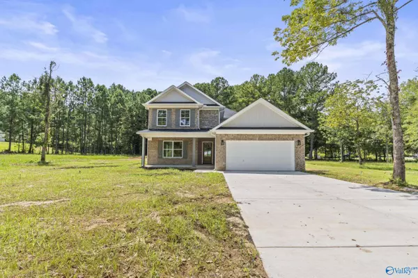 44 Beebe Street, Laceys Spring, AL 35754