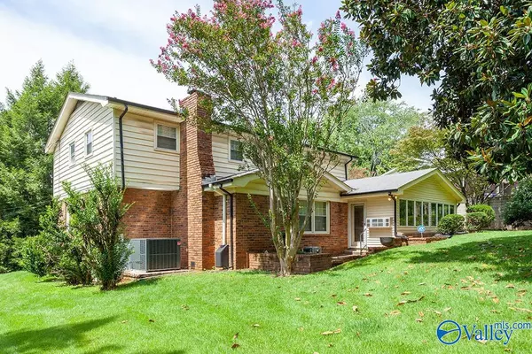 Huntsville, AL 35816,610 Hillmont Street NW
