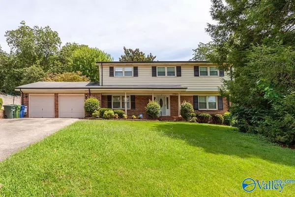 610 Hillmont Street NW, Huntsville, AL 35816