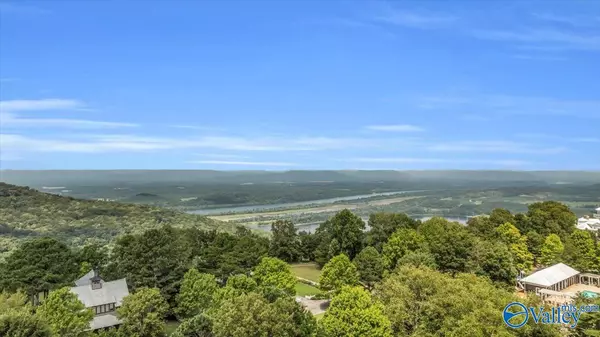 Pisgah, AL 35765,608 Main Street