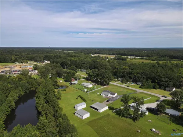 Moulton, AL 35650,17929 County Road 460